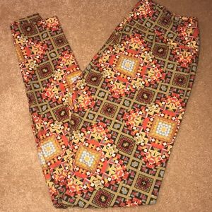 Lularoe patterned leggings